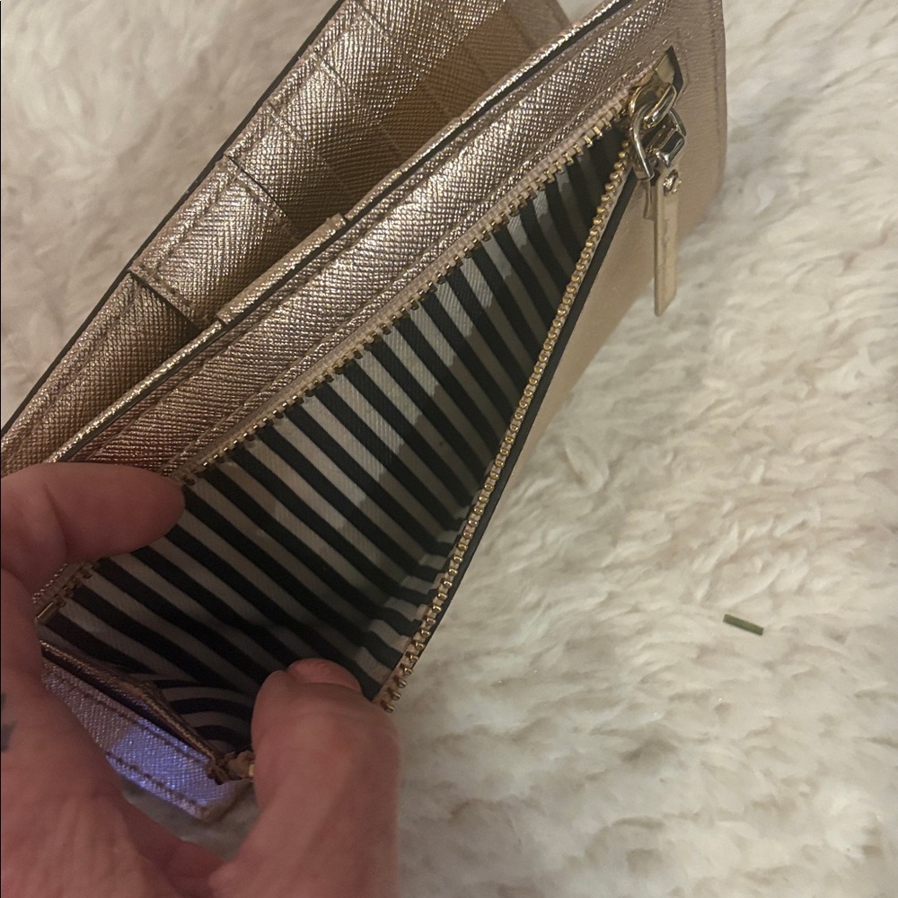 Metallic gold Kate Spade wallet - Picture 6 of 7